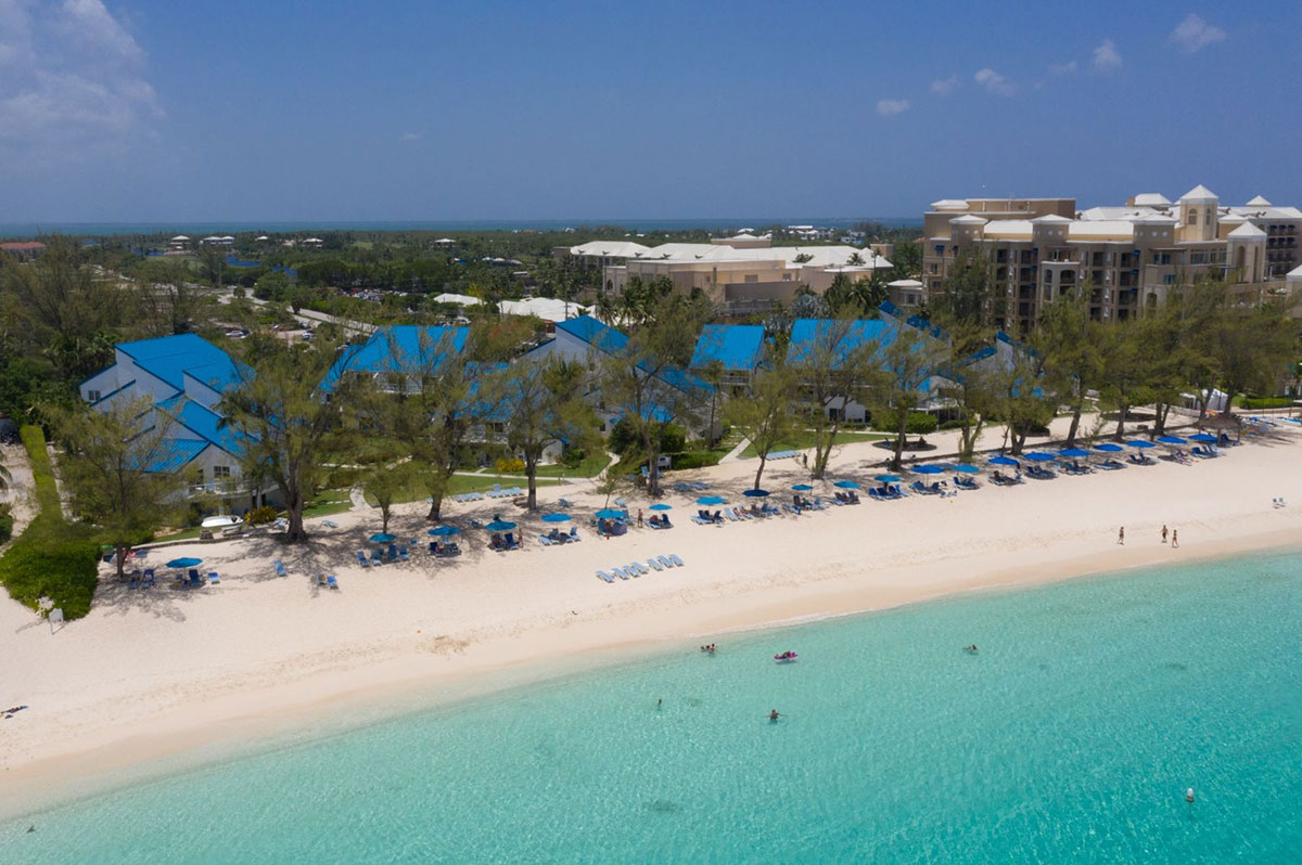 Villas of the Galleon, Seven Mile Becah