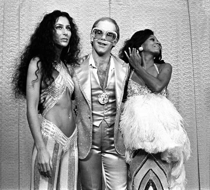 CHER, ELTON JOHN AND DIANA ROSS AT ROCK AWARDS, SANTA MONICA CIVIC AUDITORIUM 1975