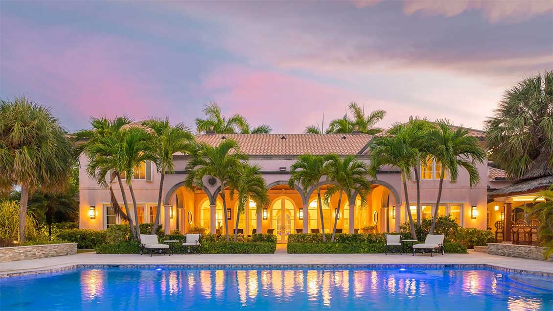 Villa Mare; A Vista Del Mar Estate in the Cayman Islands