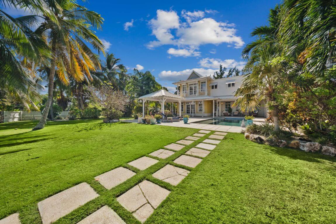A garden flag stone path