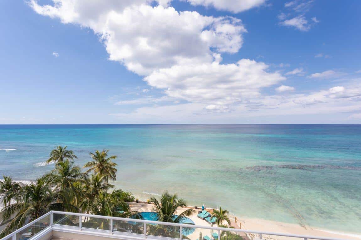 South Bay Beach Club 5th Fl Extended Veranda, Seven Mile Beach