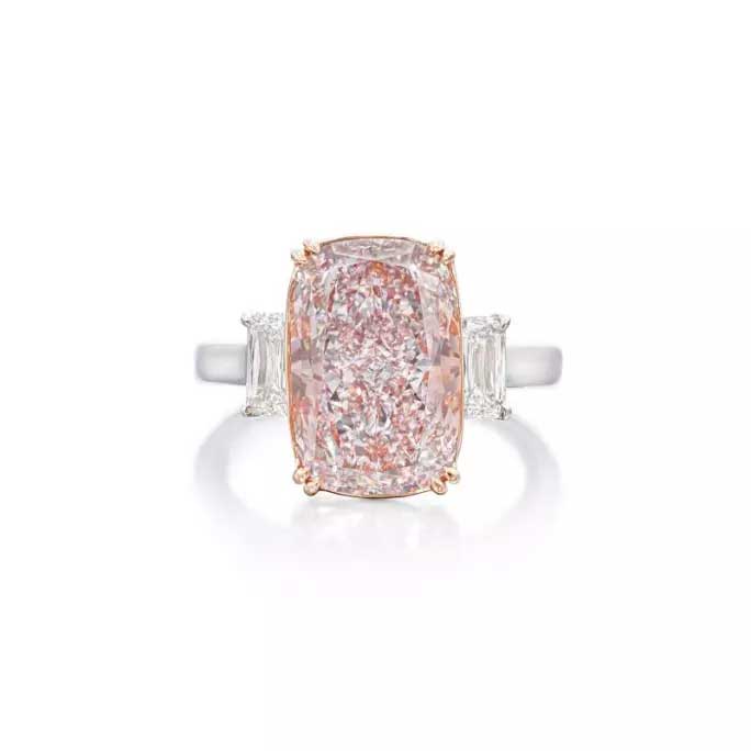 CUSHION CUT FANCY LIGHT PURPLISH PINK DIAMOND 6.14 CARATS, NATURAL COLOUR, INTERNALLY FLAWLESS