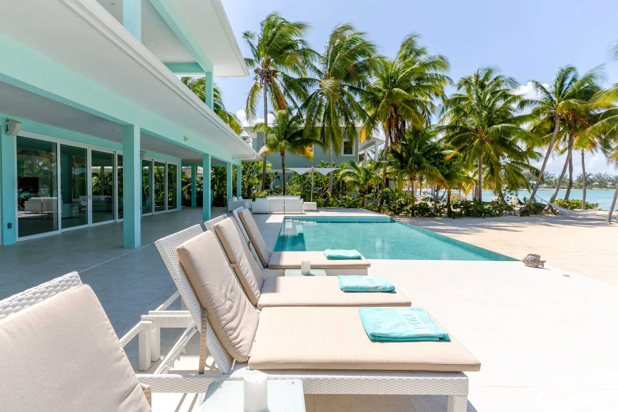 Kool Kai. Grand Cayman