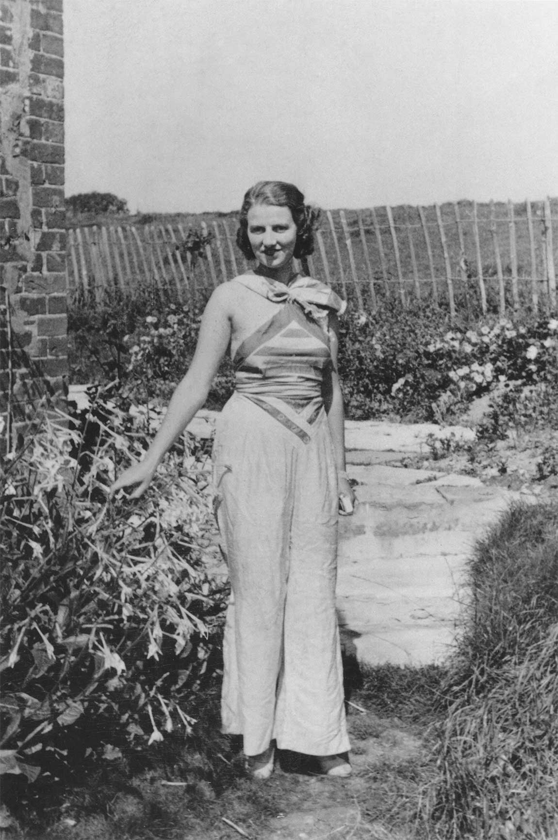 Peggy Guggenheim at Hayford Hall, Devon, England in 1934. Photograph: Private collection