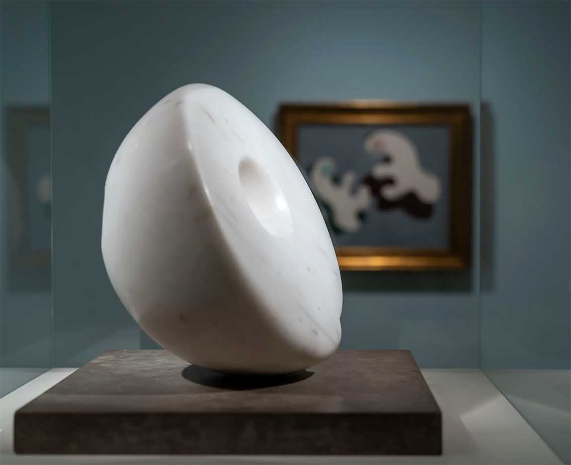 “Peggy Guggenheim in London: The Making of a Collector.” Photograph: © Peggy Guggenheim Collection / Matteo De Fina