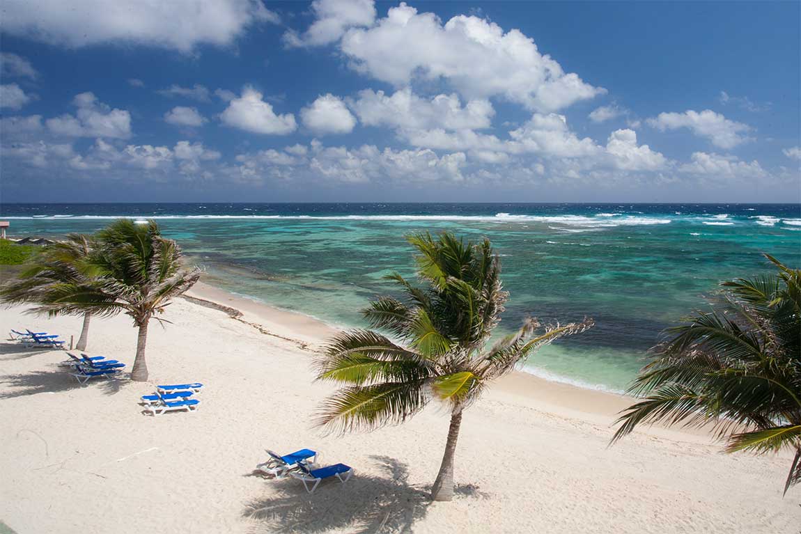 With its uncrowded shoreline and crystal-clear waters, East End is one of Grand Cayman's best-kept coastal treasures.
