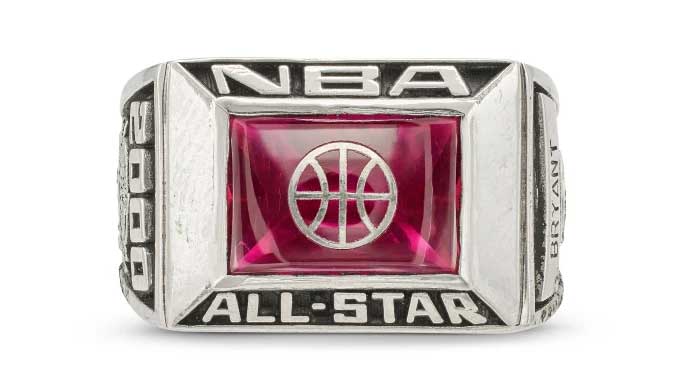 KOBE BRYANT 2000 NBA ALL-STAR RING. ESTIMATED 50,000 - 70,000 USD.